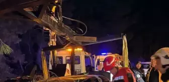 Marmaris'te ağaca çarpan otomobilin sürücüsü hayatını kaybetti