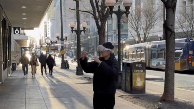 Apple'ın yeni sanal gözlüğü piyasaya çıktı! Sokaklar bilim kurgu filmine döndü