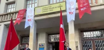 Depremlerde hayatını kaybedenler için saygı duruşu yapıldı