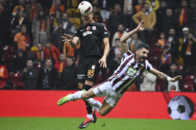 Galatasaray, Bandırmaspor'u 3-1 yenerek Türkiye Kupası'nda çeyrek finale kaldı