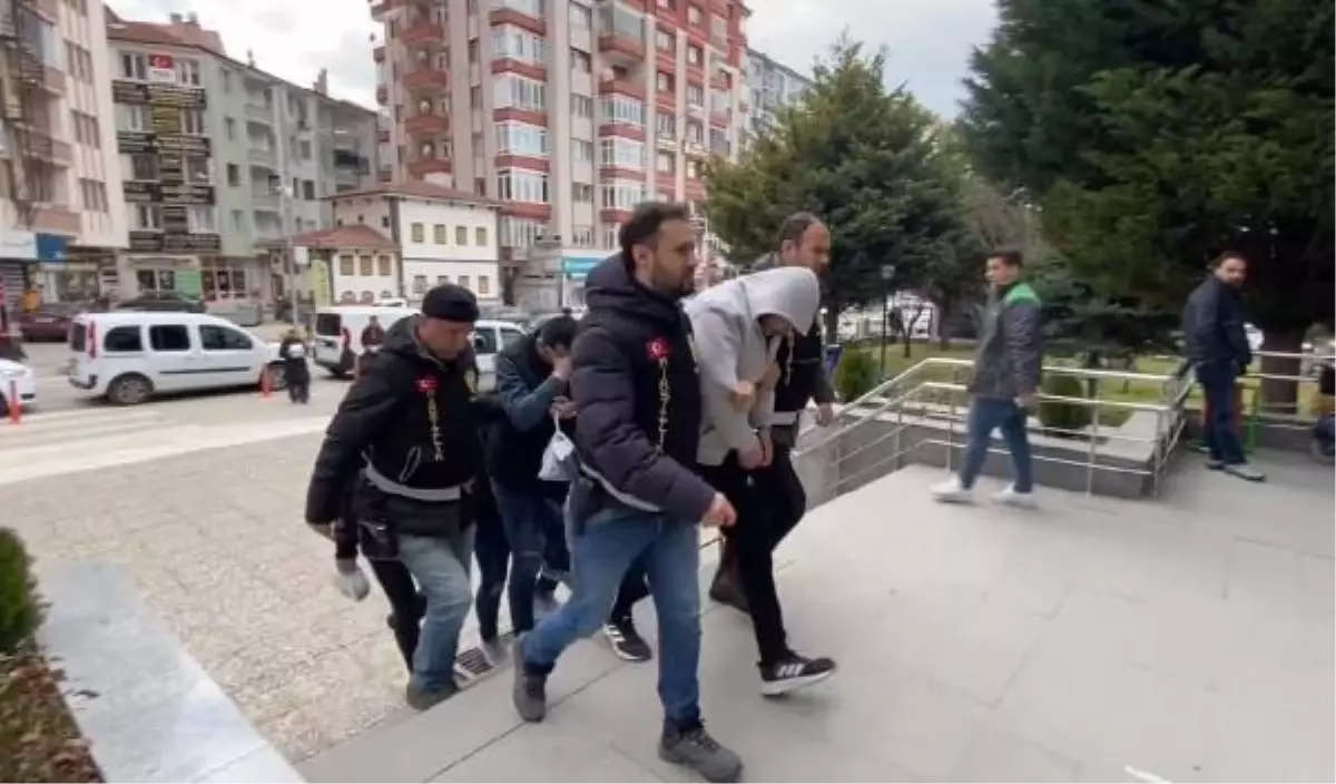 Çorum'da Kömürlük Hırsızlığına Operasyon: 3 Şüpheli Yakalandı