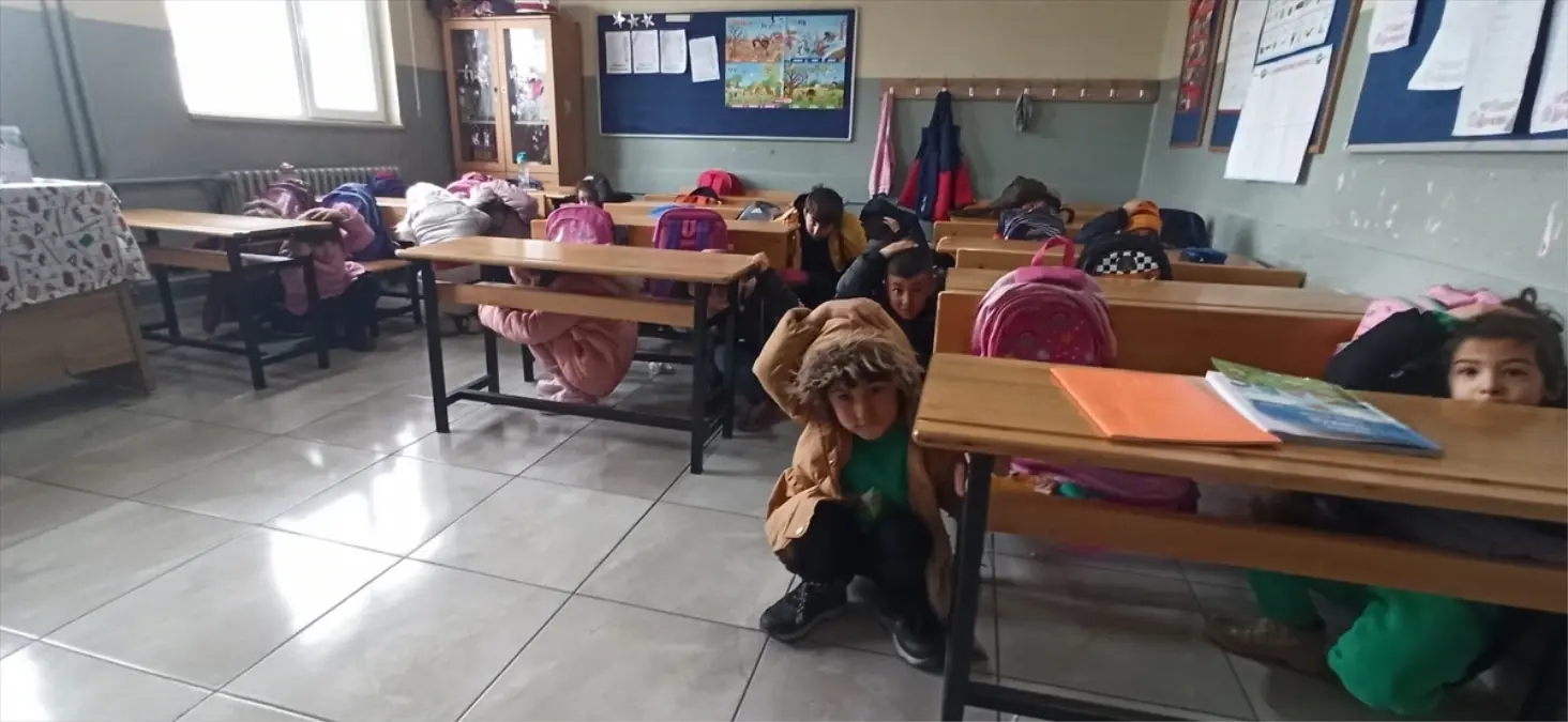 Tokat'ta deprem tatbikatı düzenlendi
