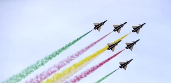 Çin Hava Kuvvetleri, Riyad'da Dünya Savunma Fuarı'nda Hava Gösterisi Yaptı