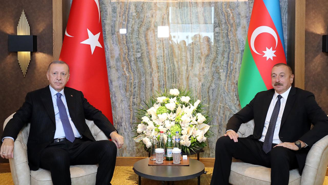 Azerbaycan bir kez daha 'Aliyev' dedi, Erdoğan tebrik etti