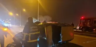 Batman'da Otomobil Refüje Çarptı: 1 Yaralı