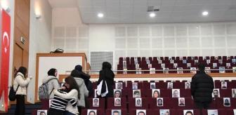 Adıyaman Üniversitesi, depremde hayatını kaybedenler için tören düzenledi
