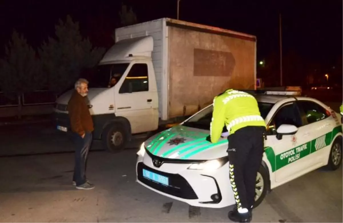 Yetersiz Ehliyetle Kaçan Sürücü Yakalandı