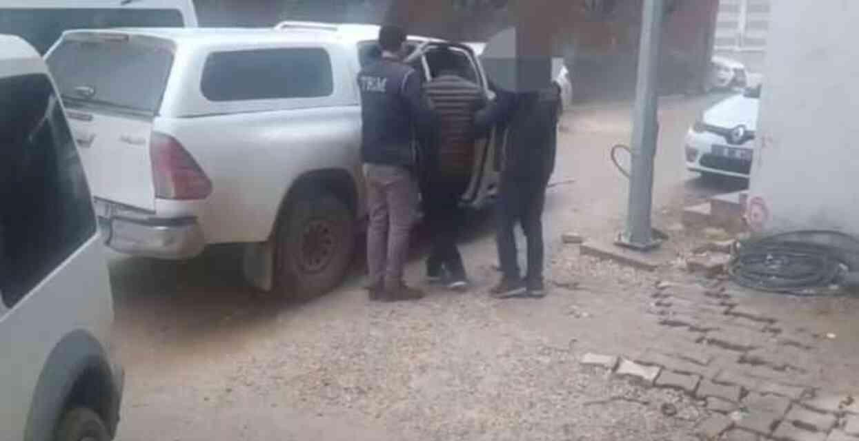 33 ilde düzenlenen DEAŞ operasyonunda 147 şüpheliye gözaltı 33 ilde düzenlenen DEAŞ operasyonunda 147 şüpheliye gözaltı