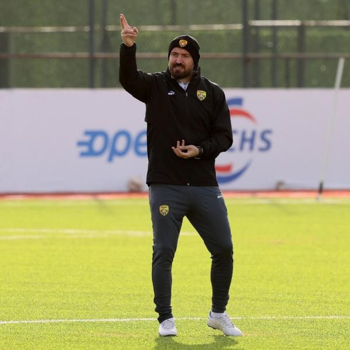Aliağa Futbol, teknik direktörlük görevine Fatih Çardak'ı getirdi