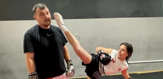 Beyzanur Kırım, Türkiye Kick Boks Şampiyonası'nda altın madalya kazandı