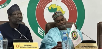 ECOWAS Ülkeleri, Mali, Burkina Faso ve Nijer'in Ayrılma Kararını Görüşmek Üzere Bir Araya Geldi