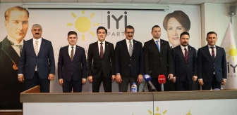 İYİ Parti, İstanbul'un 6 ilçesindeki belediye başkan adaylarını tanıttı