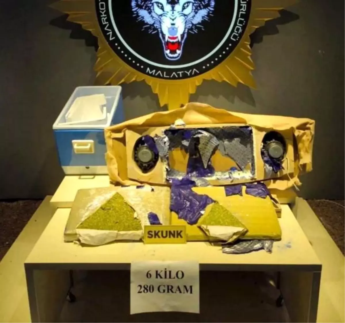 Malatya'da 6 Kilo 280 Gram Skunk Maddesi Ele Geçirildi