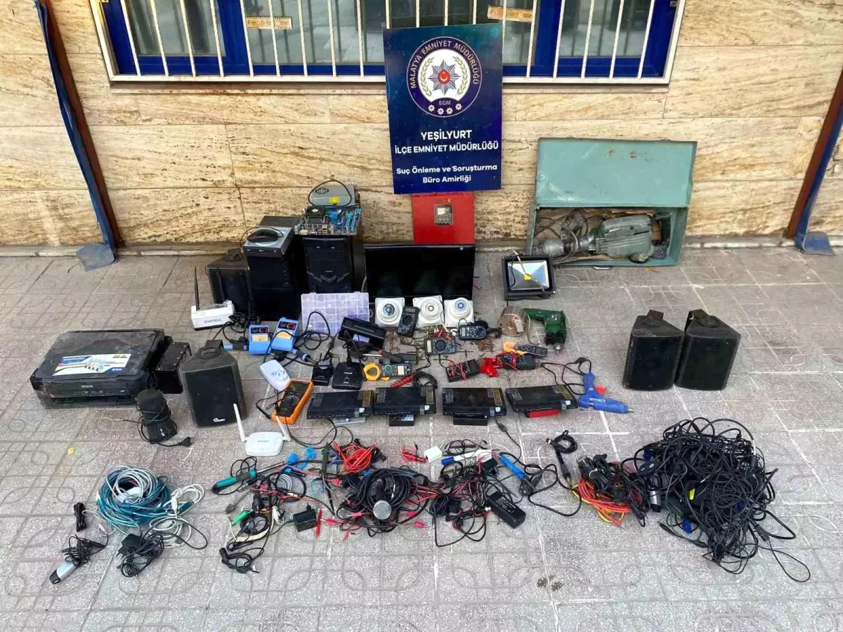 Malatya'da Okul ve İşyeri Hırsızları Yakalandı