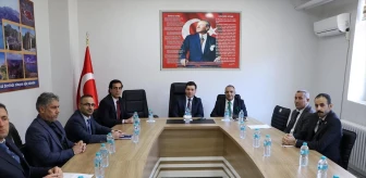 Keban Kaymakamı Furkan Atalık Başkanlığında Okul Müdürleri Toplantısı Gerçekleştirildi