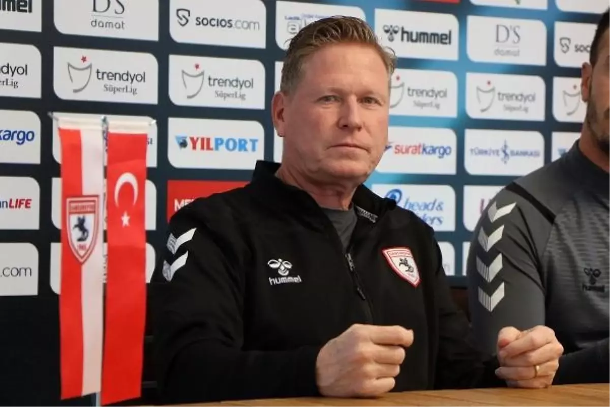 Samsunspor Teknik Direktörü Markus Gisdol Transferle İlgili Açıklamalarda Bulundu