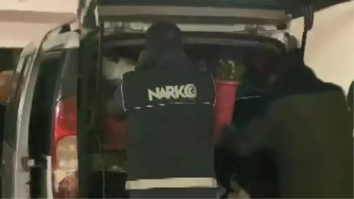 Bursa'da 2,5 kilo bonzai ham maddesi ele geçirildi