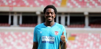 Sivasspor, Queensy Menig'i transfer etti