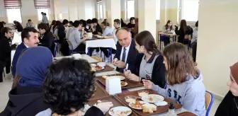 Sinop'ta ortaöğretim pansiyonlarında ortak yemek uygulaması başlatıldı