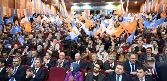 AK Parti, Sivas'ta belediye başkan adaylarını tanıttı