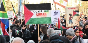 Berlin'de Filistin'e Destek Gösterisi Yapıldı