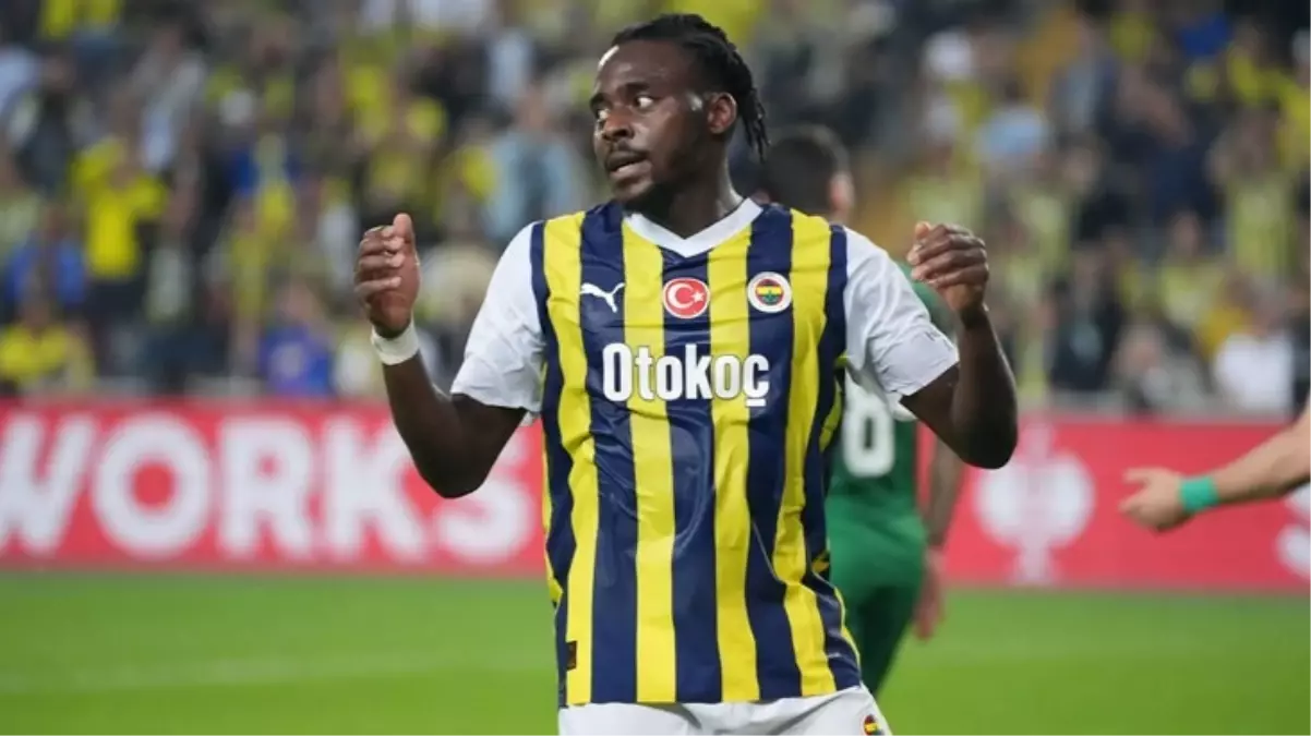 Profil fotoğrafını değişmesi olay oldu! Osayi Samuel'den taraftara jet hızında yanıt