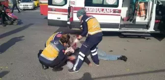 Kazada sürüklenen motosiklet, kaldırımdaki yayaya çarptı: 1 ölü, 1 yaralı