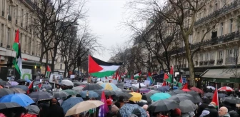 Paris'te Gazze için yürüyüş yapıldı