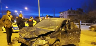Samsun'da Otomobil Çarpışması: 1 Ölü, 5 Yaralı