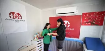Türkiye Spastik Çocuklar Vakfı, Hatay'da depremzedelere fizik tedavi ve eğitim desteği sunuyor