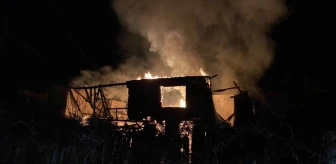 Bayramören ilçesinde ev yangını: Maddi hasar meydana geldi