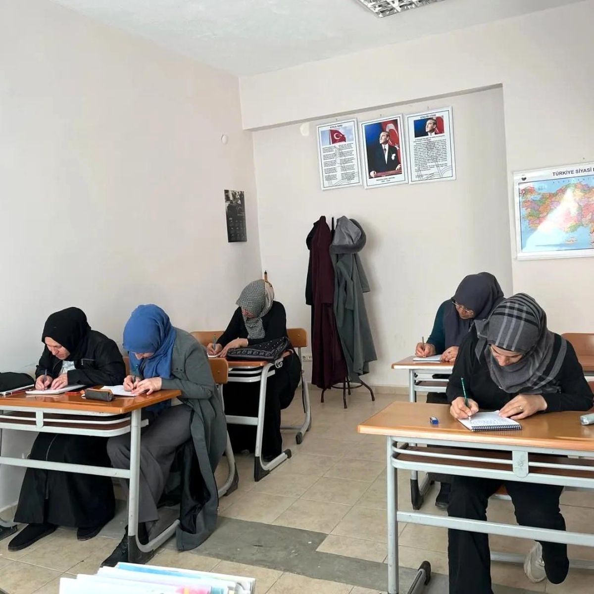 Bilecik Halk Eğitim Merkezi'nde Okuma-Yazma Kursları Açılıyor