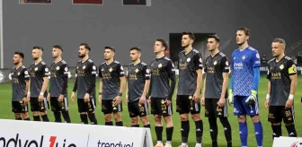 Altay, Erzurumspor FK ile golsüz berabere kalarak kalesini gole kapattı
