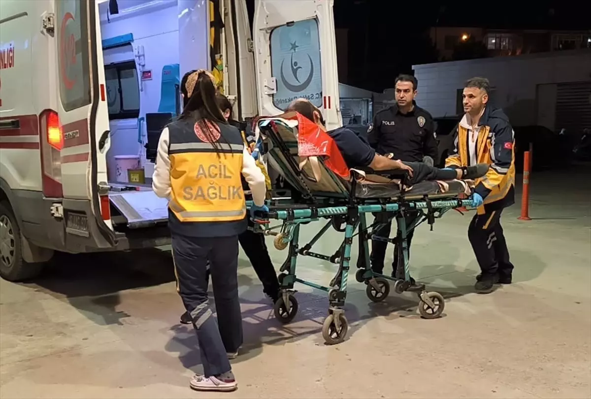 İnegöl'de market kavgasında bıçakla yaralanan kişi hastaneye kaldırıldı
