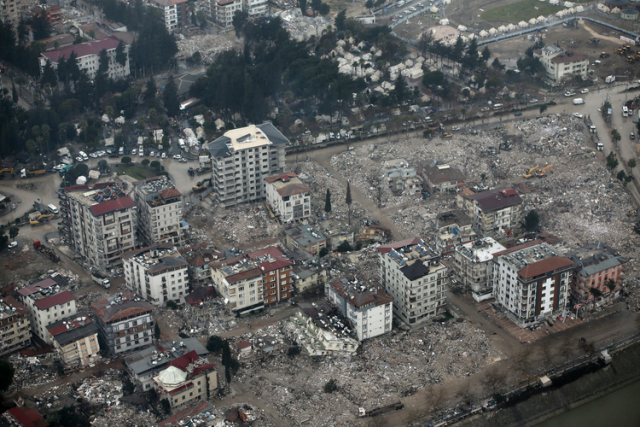 Hatay'da depremin yol açtığı yıkımın havadan görüntüsü