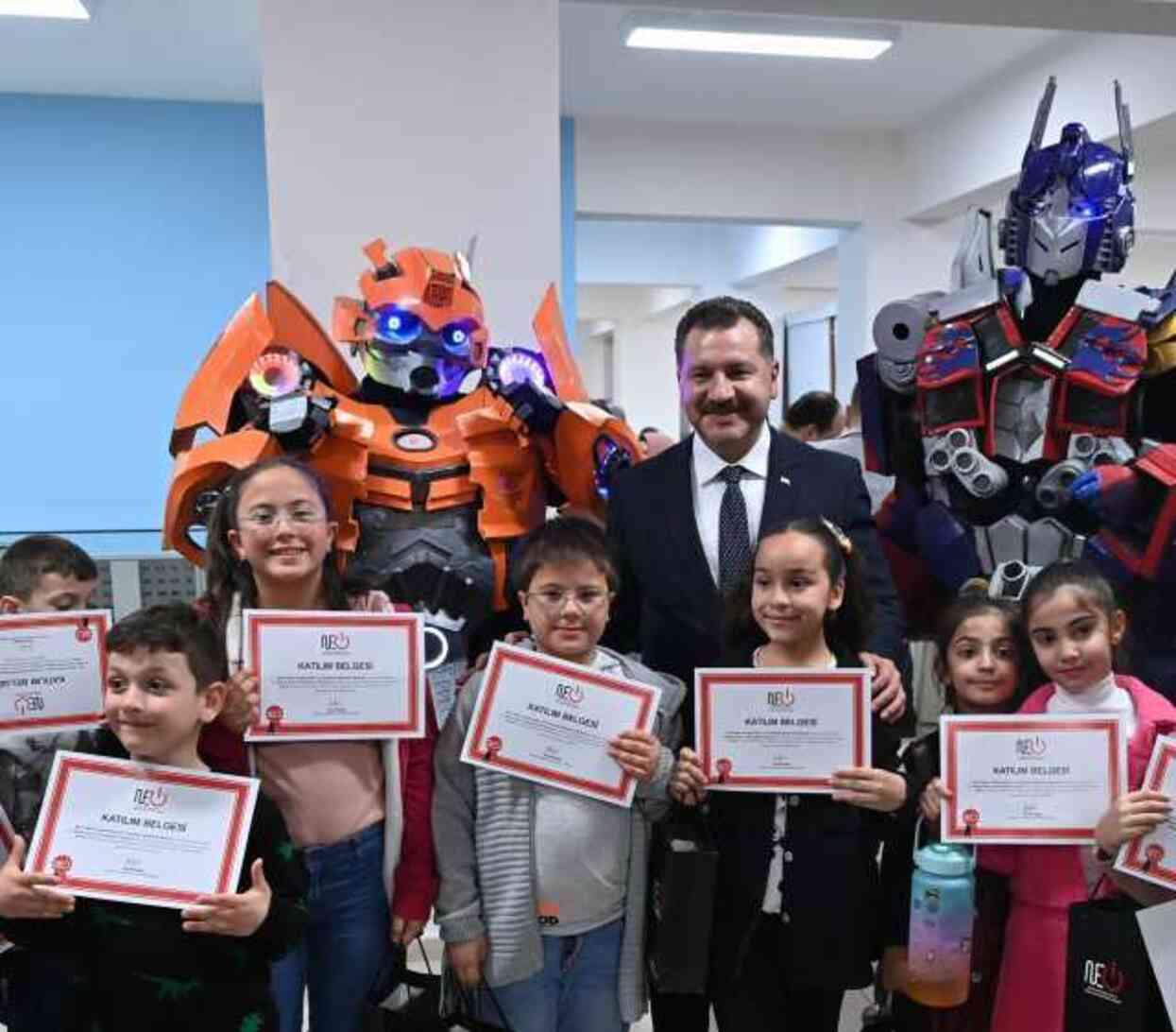 NE10'un genç beyinleri mezun oldu