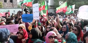 Pakistan'da eski Başbakan Khan destekçilerinin protestoları devam ediyor