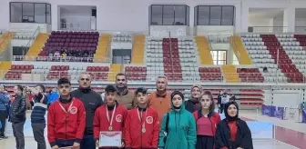 Tokat Başçiftlik Şehit Murat Kılınç Çok Programlı Anadolu Lisesi Gençler A Erkek Floor Curling Takımı Bölge İkincisi Oldu