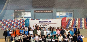 Sinop'un Türkeli Mimar Sinan MTAL Öğrencileri Floor Curling Branşında Karadeniz Bölge Birincisi Oldu