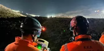 Erzincan'da toprak kayması sonucu meydana gelen olayda kurtarma çalışması başlatıldı