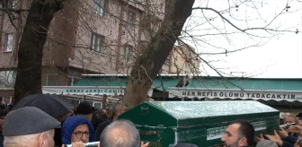 İYİ Parti Genel Başkan Yardımcısı Hakan Şeref Olgun'un babasının cenazesi toprağa verildi