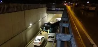 Antalya'da sağanak sonrası otomobilde 1 kişi ölü bulundu, tünelde mahsur kalan otobüs kurtarıldı