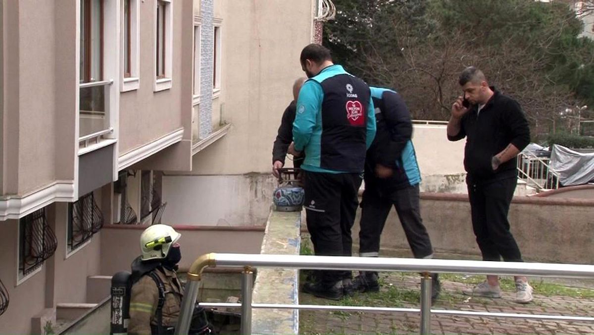 Ataşehir'de Ev Sahiplerinin Unuttuğu Piknik Tüpü Nedeniyle Binada Gaz Kokusu