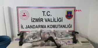 İzmir'de 11,5 Kilo Esrar Ele Geçirildi, 2 Kişi Gözaltına Alındı