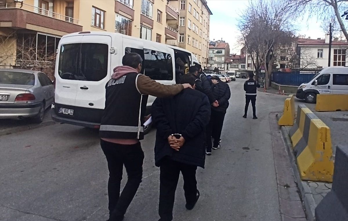 Konya'da suç örgütü operasyonunda 5 kişi tutuklandı