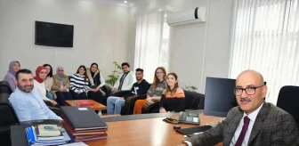 SORGED Yönetim Kurulu Başkanı Halil Uğuz, yabancı gençlerle Kaymakam Aydın'ı ziyaret etti