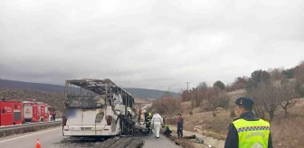 Çorum'da Otobüs Kazası: 2 Kişi Hayatını Kaybetti, 6 Kişi Yaralandı