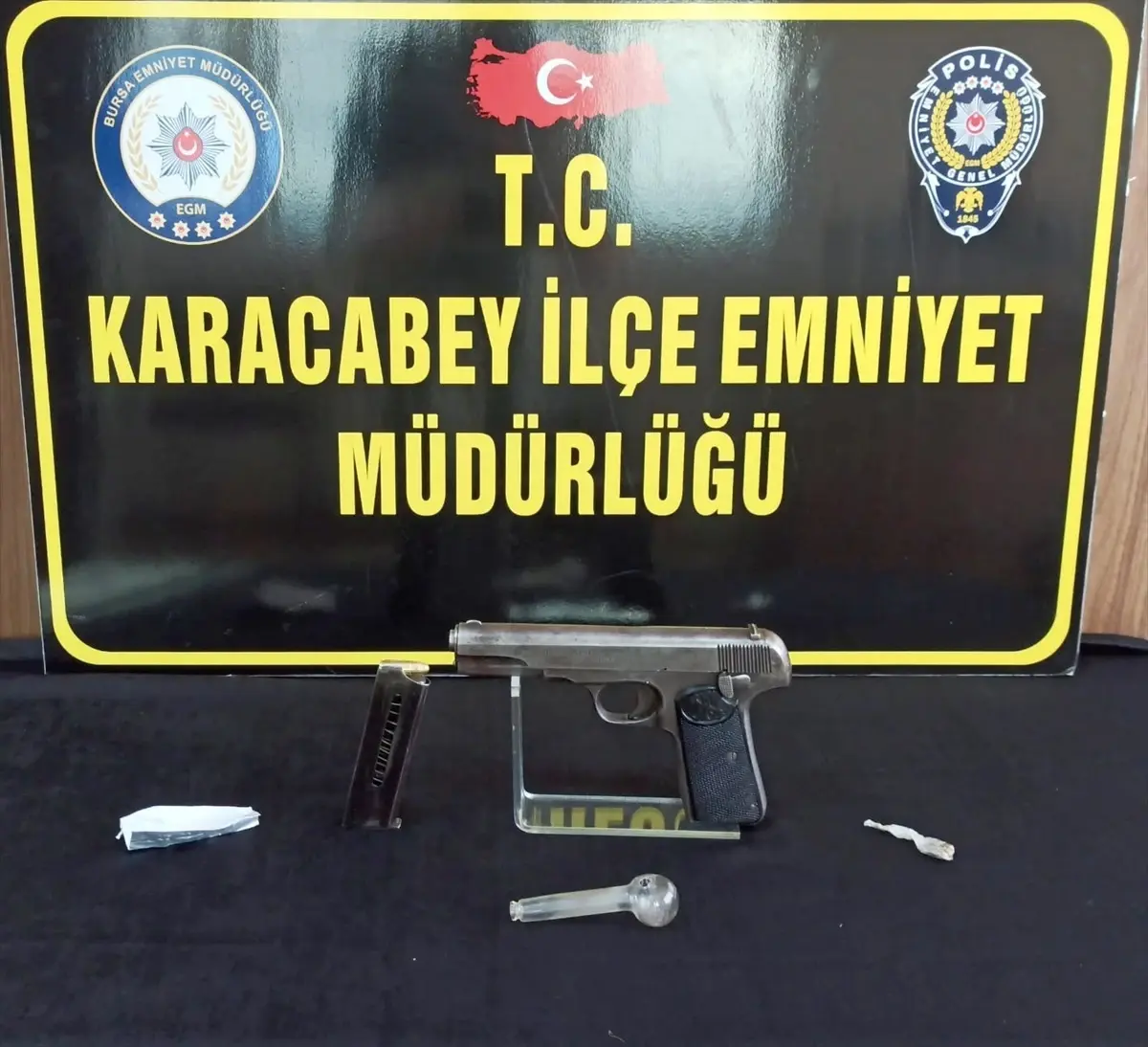 Karacabey'de durdurulan araç çalıntı çıktı