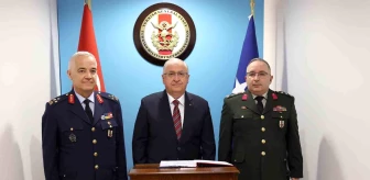 Milli Savunma Bakanı Yaşar Güler, NATO Karargahı'nda Türk Askeri Temsil Heyetini ziyaret etti