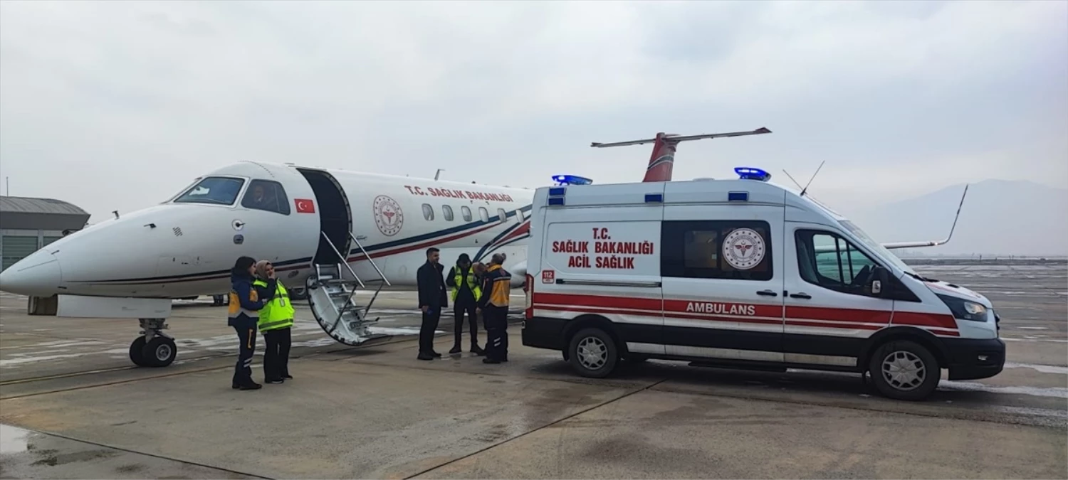 Muş'ta Kalp ve Karaciğer Yetmezliği Olan 2 Yaşındaki Bebek Ambulans Uçakla Ankara'ya Sevk Edildi